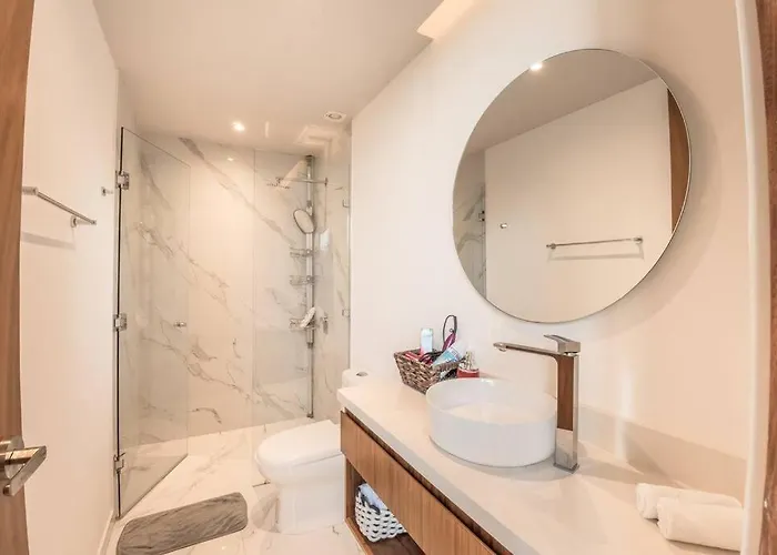 Mistiq Luxury Getaway Villa